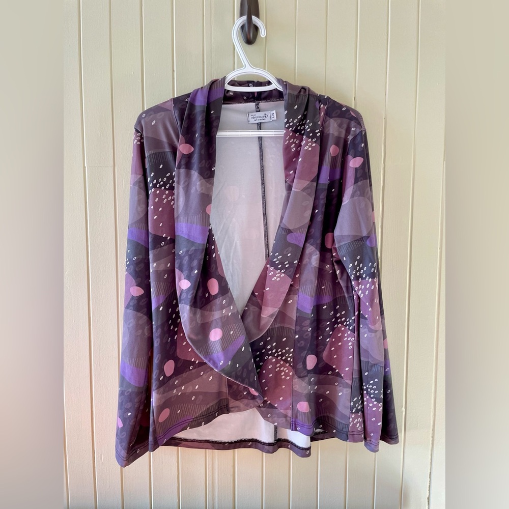 Atelier Véronique B - Elegant Women's Purple Patterned open Cardigan - 🇨🇦